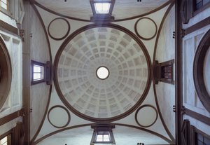 在新的圣器收藏室，1520-24和1530-33圆顶的视图 作者 米开朗基罗（Michelangelo Buonarroti）